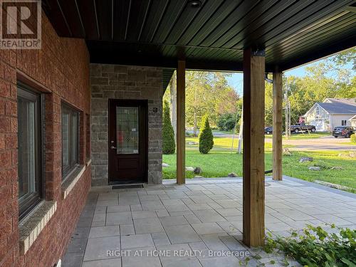 2012 INGLEWOOD DRIVE , Innisfil, Ontario L9S 1Z1 2