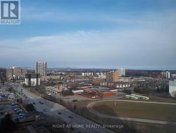 816 - 155 HILLCREST AVENUE Mississauga, ON L5B 3Z2