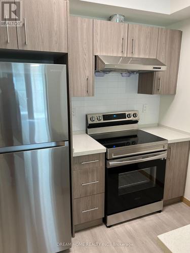B106 - 50 MORECAMBE GATE , Toronto, Ontario M1W 2N6 2
