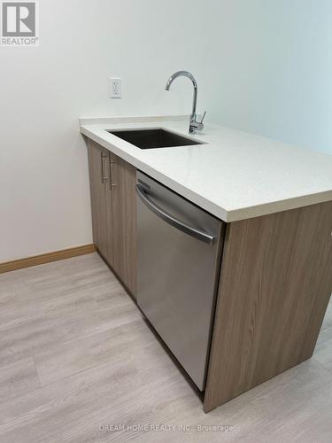 B106 - 50 MORECAMBE GATE , Toronto, Ontario M1W 2N6 3