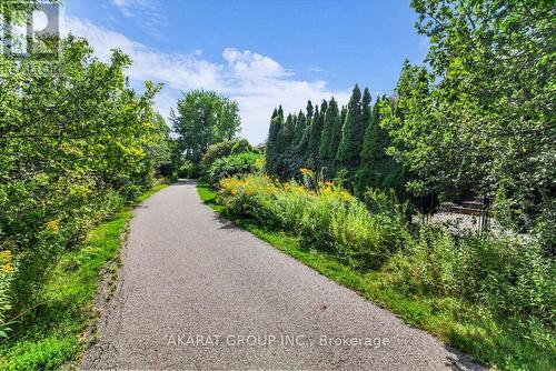 6907 Gracefield Drive, Mississauga, ON 