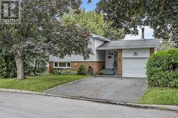 1174 BONNIE CRESCENT Ottawa, ON K2C 1Z5