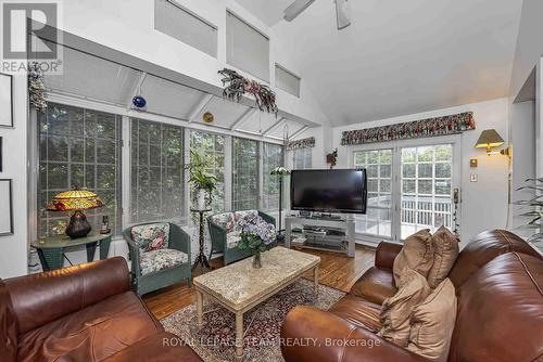 1174 Bonnie Crescent, Ottawa, ON 