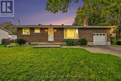 65 CHRISTOPHER HAMILTON STREET Ottawa, ON K0A 2Z0