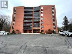 5 MILL POND Court Unit# 606  Simcoe, ON N3Y 5J6