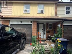 3 - 101 DUNDALK DRIVE Toronto, ON M1P 4V1