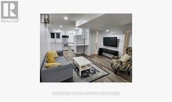 78 BEN SINCLAIR AVENUE East Gwillimbury, ON L9N 0S2
