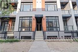 1113 - 12 DAVID EYER ROAD Richmond Hill, ON L4S 0N4