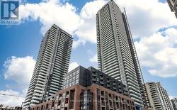 3809 - 430 SQUARE ONE DRIVE  Mississauga, ON L5B 0L6