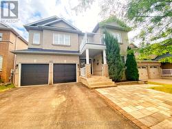 MAIN 114 RED RIVER CRESCENT Newmarket, ON L3X 2R1