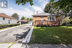 26 SUNSET BOULEVARD  Brampton, ON L6X 1W9
