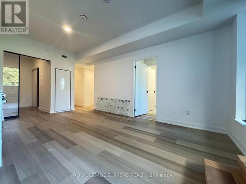 309 - 1 VINE AVENUE , Toronto, Ontario M6P 0C8 3