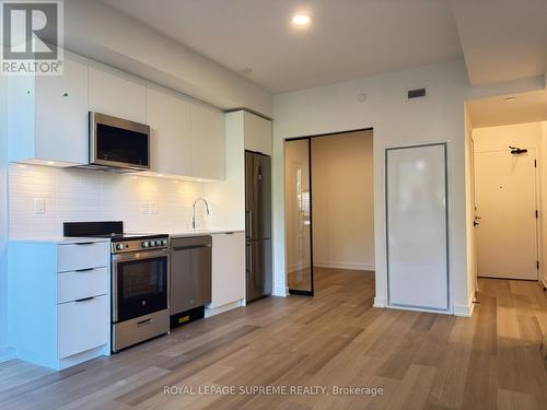 309 - 1 VINE AVENUE , Toronto, Ontario M6P 0C8 4