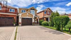 12 PRADO COURT Toronto, ON M6B 4L2