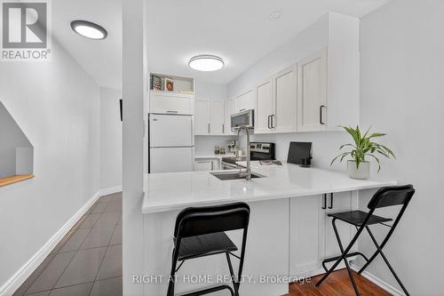 43 Crispin Private, Ottawa, ON 