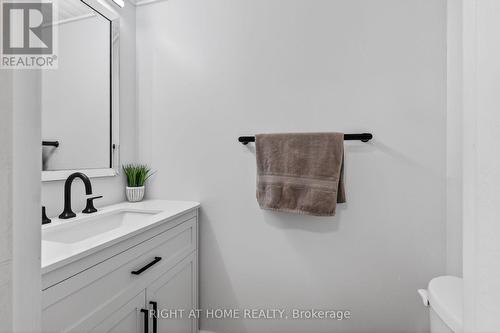 43 Crispin Private, Ottawa, ON 