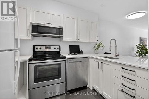 43 Crispin Private, Ottawa, ON 