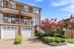 98 BEAVER TERRACE  Toronto, ON M6H 4G8