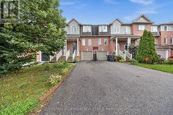 39 DECKER HOLLOW CIRCLE Brampton, ON L6X 0K9