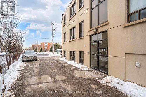 11 - 2637 Keele Street, Toronto, ON 