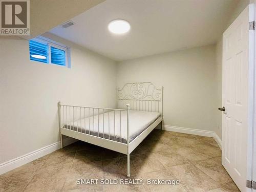 BSMT - 34 CHAPELTOWN CRESCENT , Toronto, Ontario M1W 3A7 4