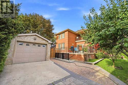 BSMT - 2 DENVALE ROAD , Toronto, Ontario M4B 3B4 3