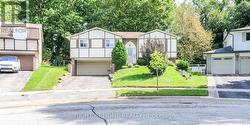 10 CAMPFIRE COURT  Barrie, ON L4M 5G9