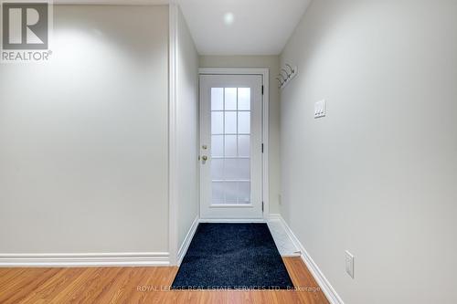 LOWER - 127 RUSHOLME ROAD E , Toronto, Ontario M6H 2Y6 5