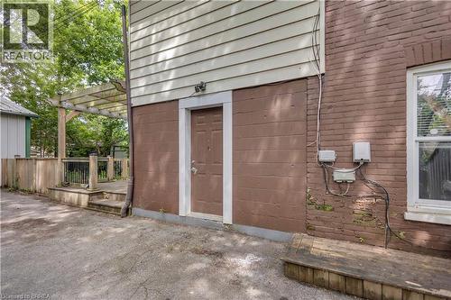 Unit 3- 3 Bed - 8 Victoria Street, Brantford, ON 