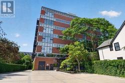 410 - 90 SUMACH STREET Toronto, ON M5A 4R4