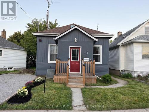 16 EAST STREET E  St. Catharines, ON L2R 3Y8