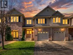 24 - 2019 TRAWDEN WAY Oakville, ON L6M 0M3
