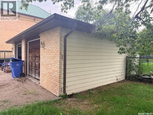 114 Second Street E, Carnduff, SK 