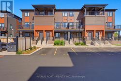 606 PARNIAN PRIVATE Ottawa, ON K2J 7K6