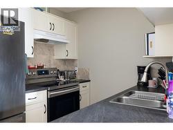 Functional kitchen, stainless appliances - 