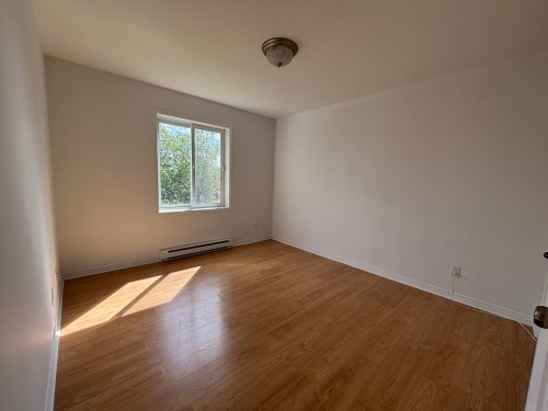 202-124 Rue Joseph-Charles-Coallier , Saint-Jean-sur-Richelieu, QC J2W 2Y4 5