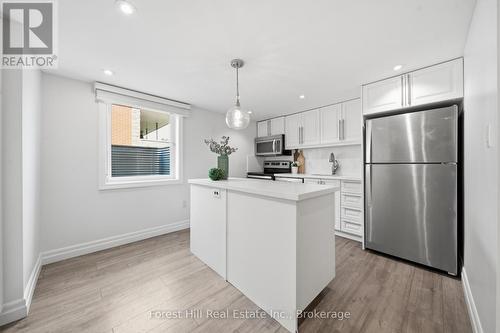 31 Gay Crescent, Kitchener, ON 
