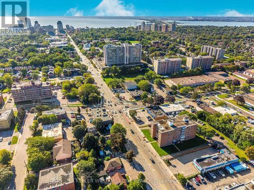 9 - 824 Brant Street, Burlington, ON 