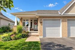 248 BULRUSH CRESCENT Ottawa, ON K1T 0E6