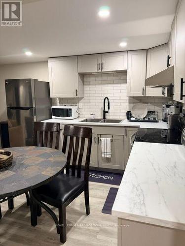 30 FRAN DRIVE , Vaughan, Ontario L4L 1P3 3