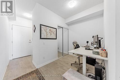 2812 - 7895 JANE STREET , Vaughan, Ontario L4K 2M7 5