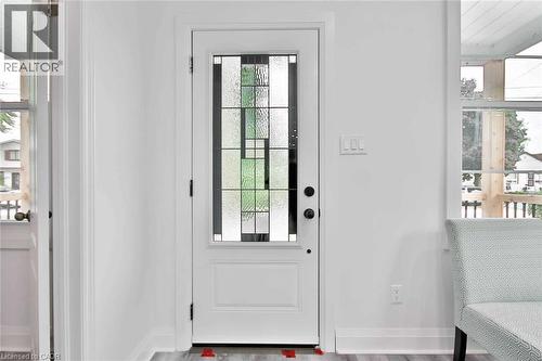 549 WATERLOO Street Unit# Upper , Hamilton, Ontario L8H 6V6 2