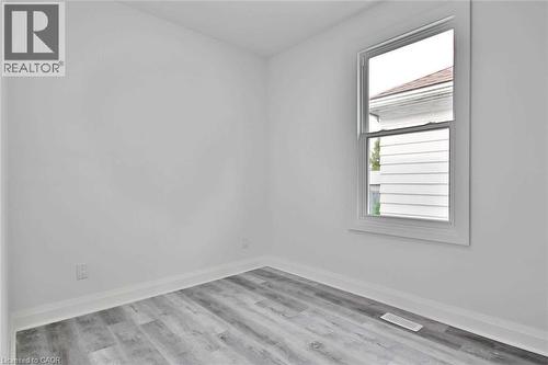 549 WATERLOO Street Unit# Upper , Hamilton, Ontario L8H 6V6 3