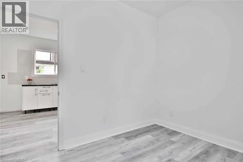 549 WATERLOO Street Unit# Upper , Hamilton, Ontario L8H 6V6 4