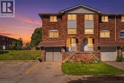 137 MAIN Street W  Dunnville, ON N1A 3C8