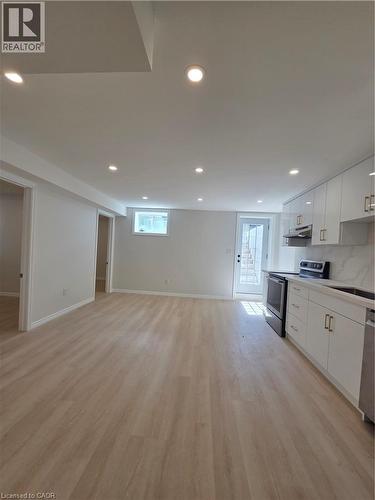 41 QUEENSGATE Crescent Unit# BSMT , Breslau, Ontario N0B 1M0 3