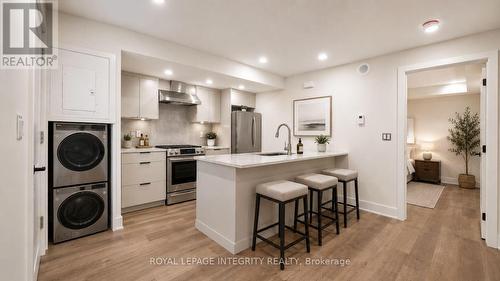 B - 374 BERKLEY AVENUE , Ottawa, Ontario K2A 2G7 5