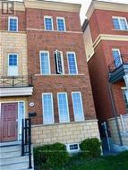 20 EVELYN WIGGINS DRIVE Toronto, ON M3J 0G3