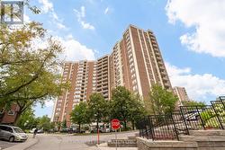 #614 - 5 VICORA LINKWAY Toronto, ON M3C 1A4