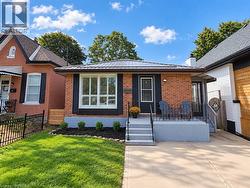 16 BURWELL Street Brantford, ON N3T 4T6